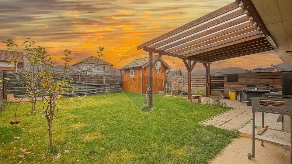 COMISION 0% | Casă tip duplex de vânzare | 5 camere | Cartier Izvor |