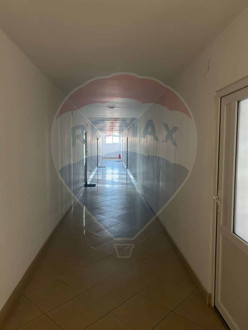 Spațiu comercial de 42.7mp de închiriat în zona Burdujeni