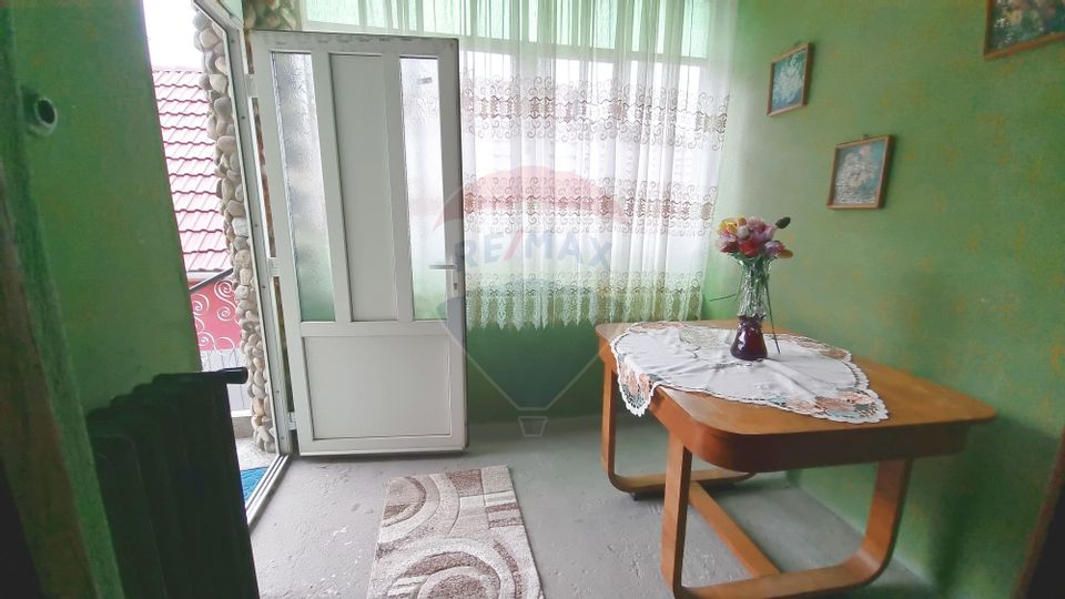 6 room House / Villa for sale, Est area