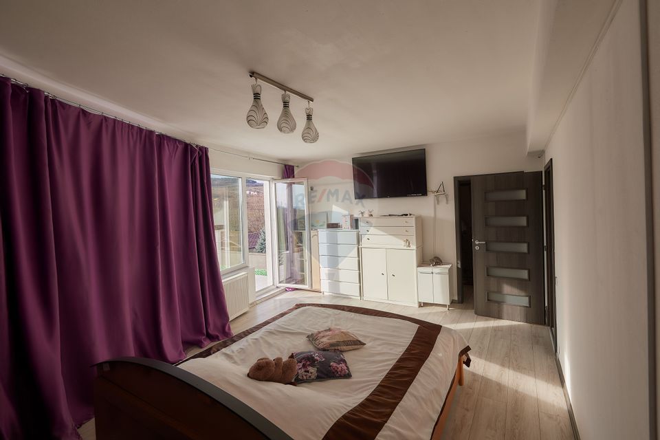 Casa / Vila cu 7 camere de vanzare in Chinteni