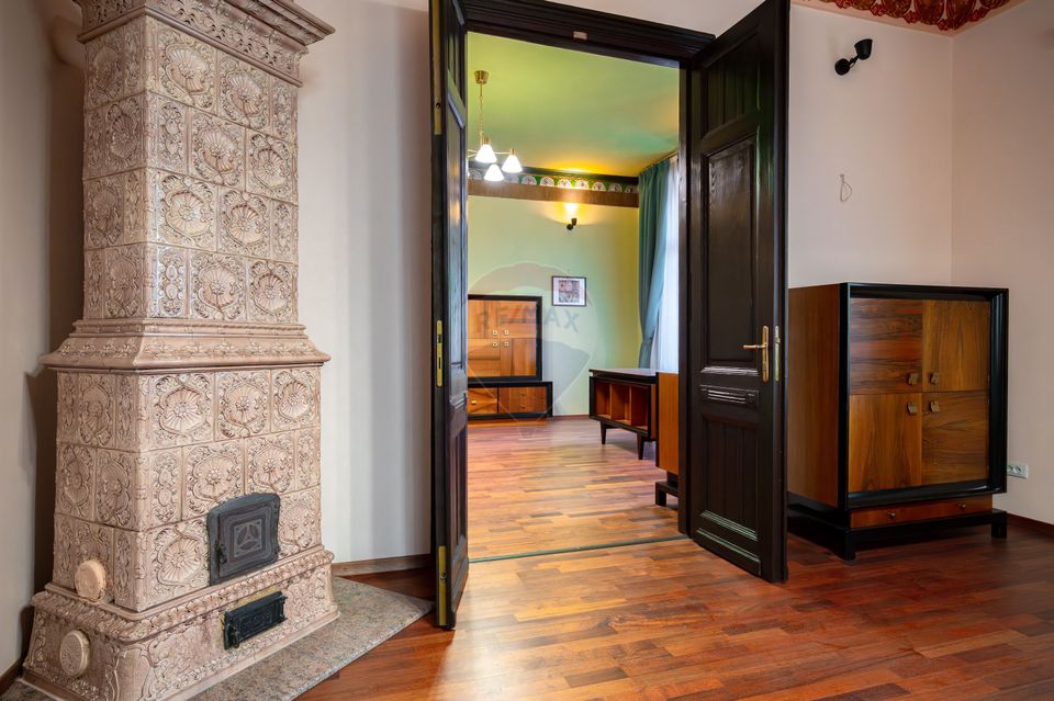 130 sqm Historic Property – Ideal for Living or Office