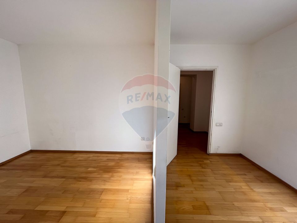 Apartament 2,5 cam. si loc parcare privat Europe Residence Avram Iancu