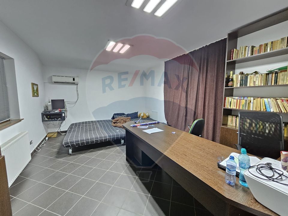Commercial space for rent in Glina