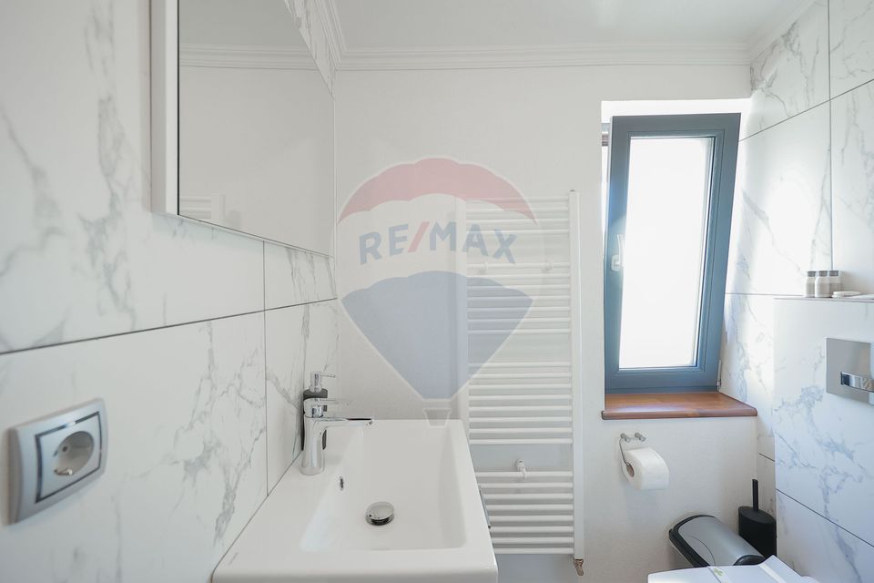 Hotel-Spa-Restaurant nou de Vânzare, 26 Camere, în Padiș,