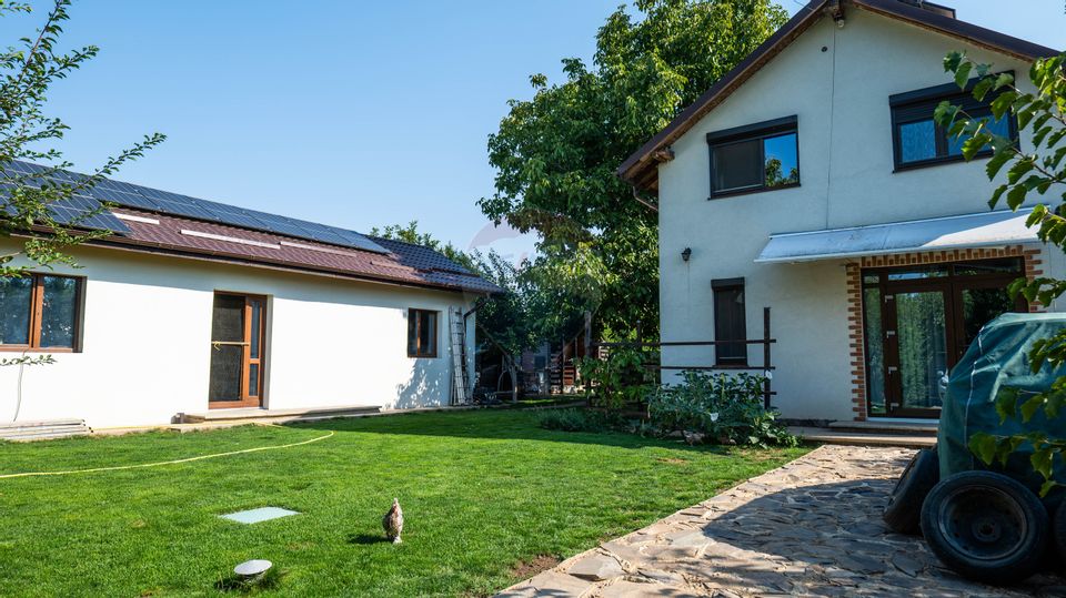 4 room House / Villa for sale