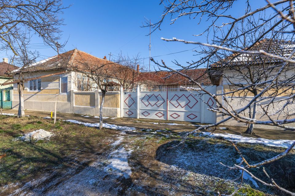 4 room House / Villa for sale