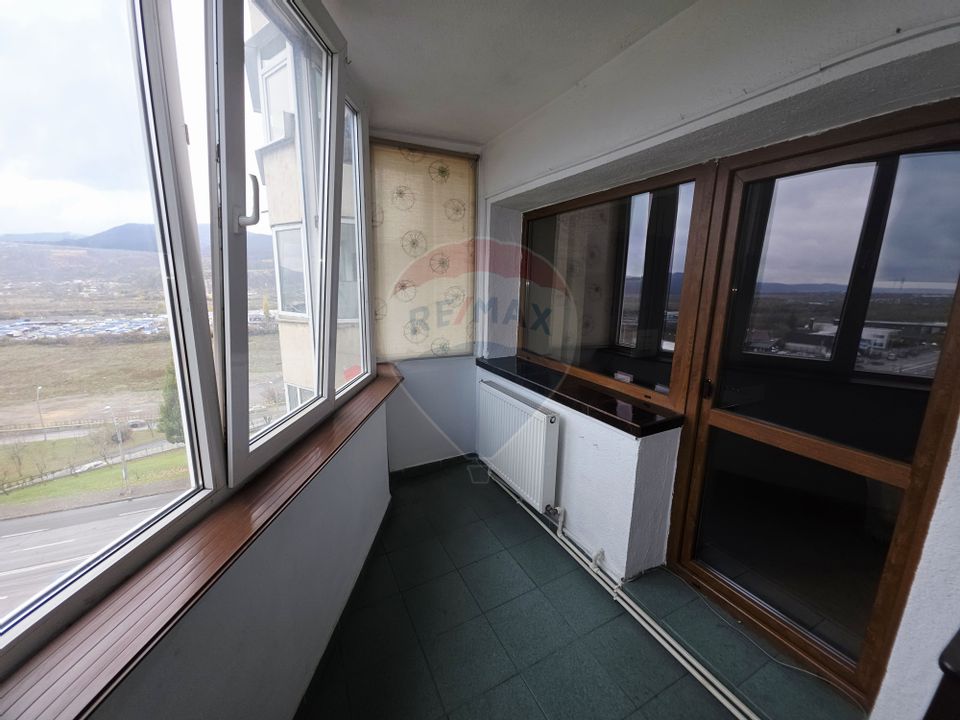 Apartament cu 2 camere de vânzare în zona 1 Mai