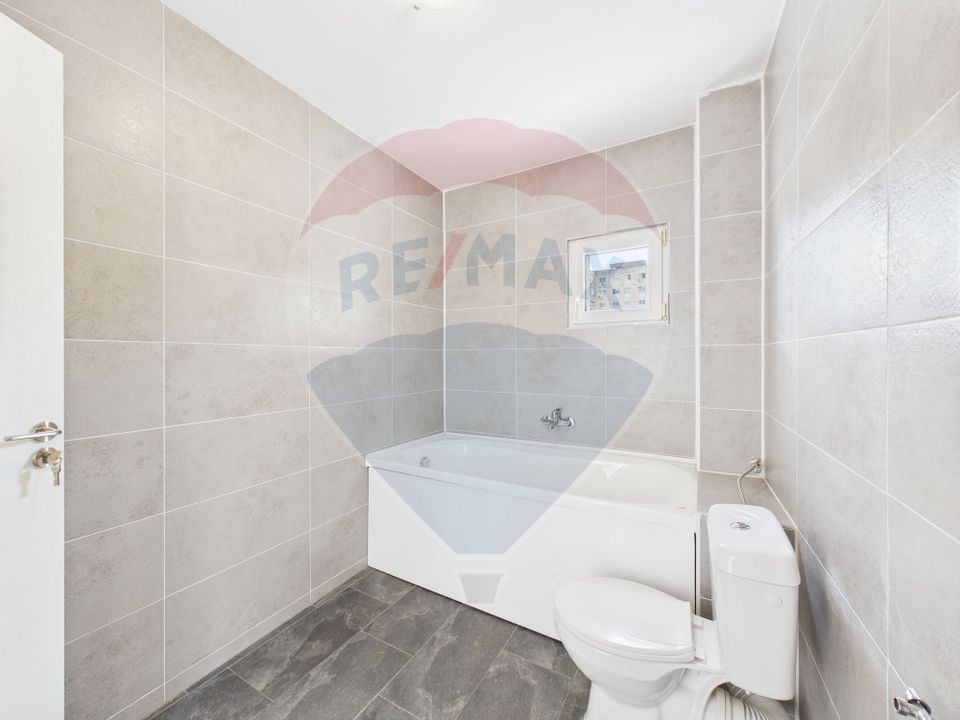 Vilă  S+P+2E  Petre Ispirescu- Sebastian, renovata complet