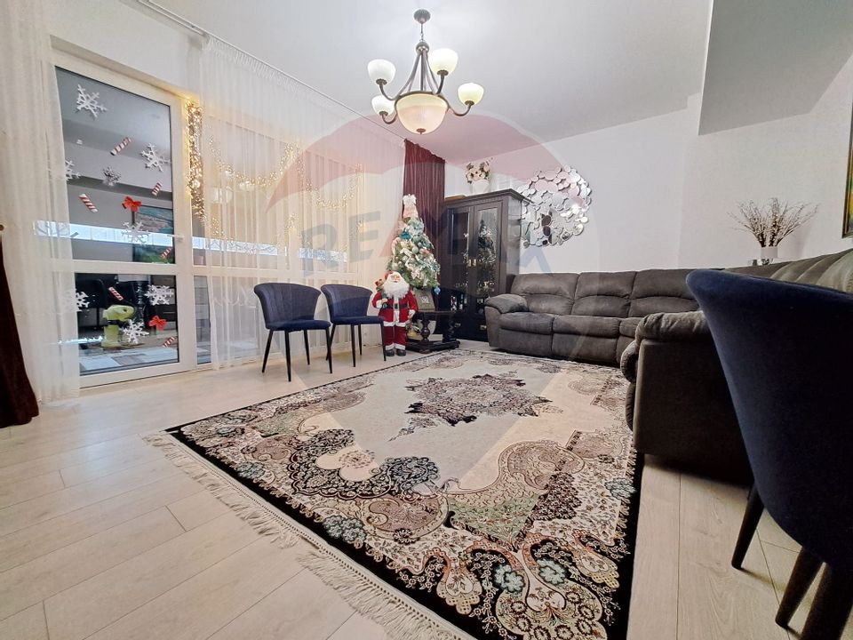 Luxury 7 rooms apartment for sale in Nord City Residence Pipera