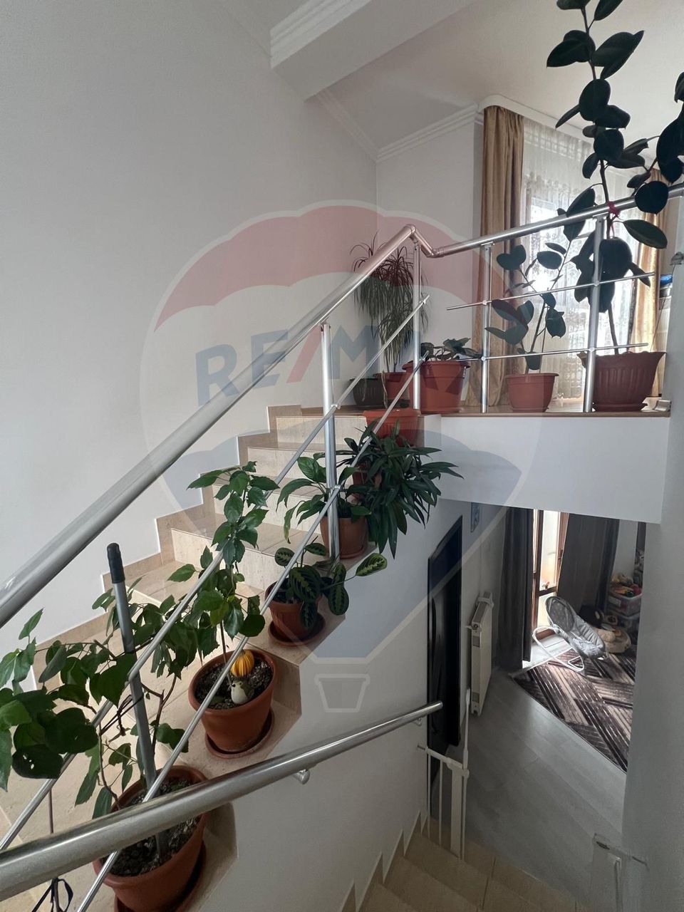 3 room House / Villa for sale, Tabacari area