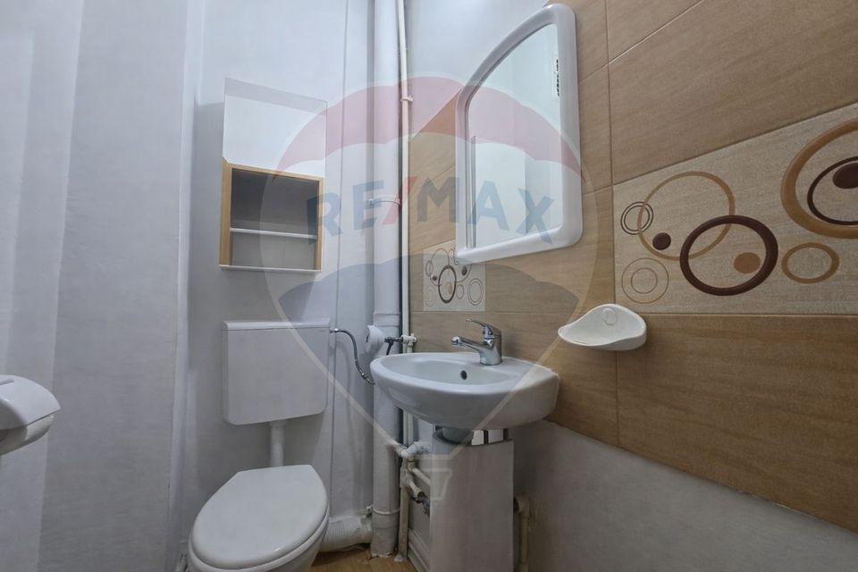 4 room Apartment for sale, Cetate area