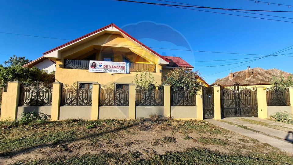 5 room House / Villa for sale