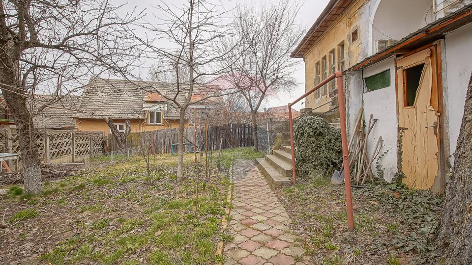 Comision 0% | Garsonieră la casă, curte comună– Matei Basarab