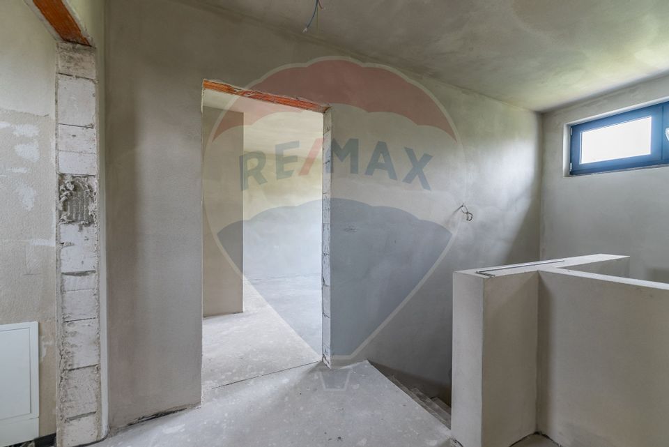 Apartament cu terasă și 2 locuri de parcare • Complex nou-central