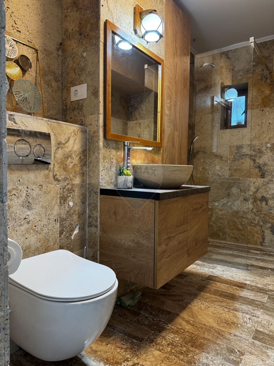 De Vanzare Apartament LUX 3 camere | vedere la Dunăre Orientare S-E