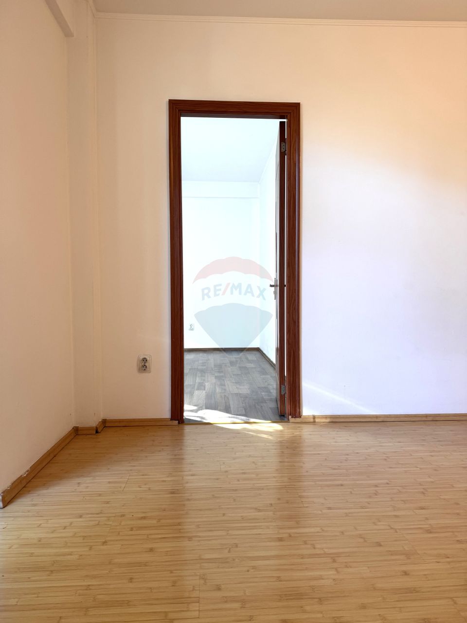 Apartament 3 camere 66mp Militari Sector 6