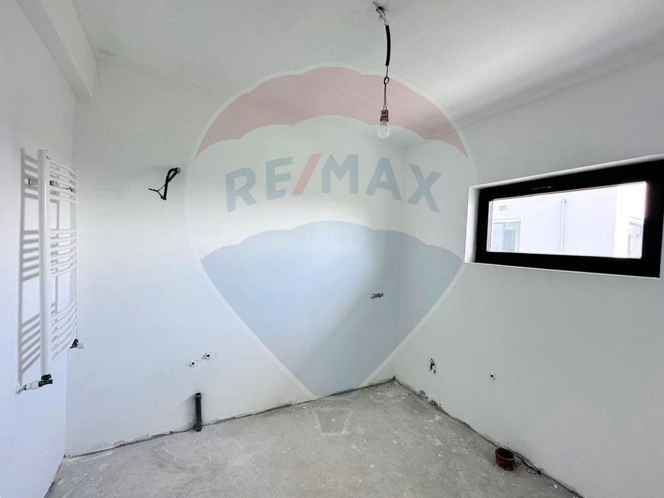 4 room House / Villa for sale