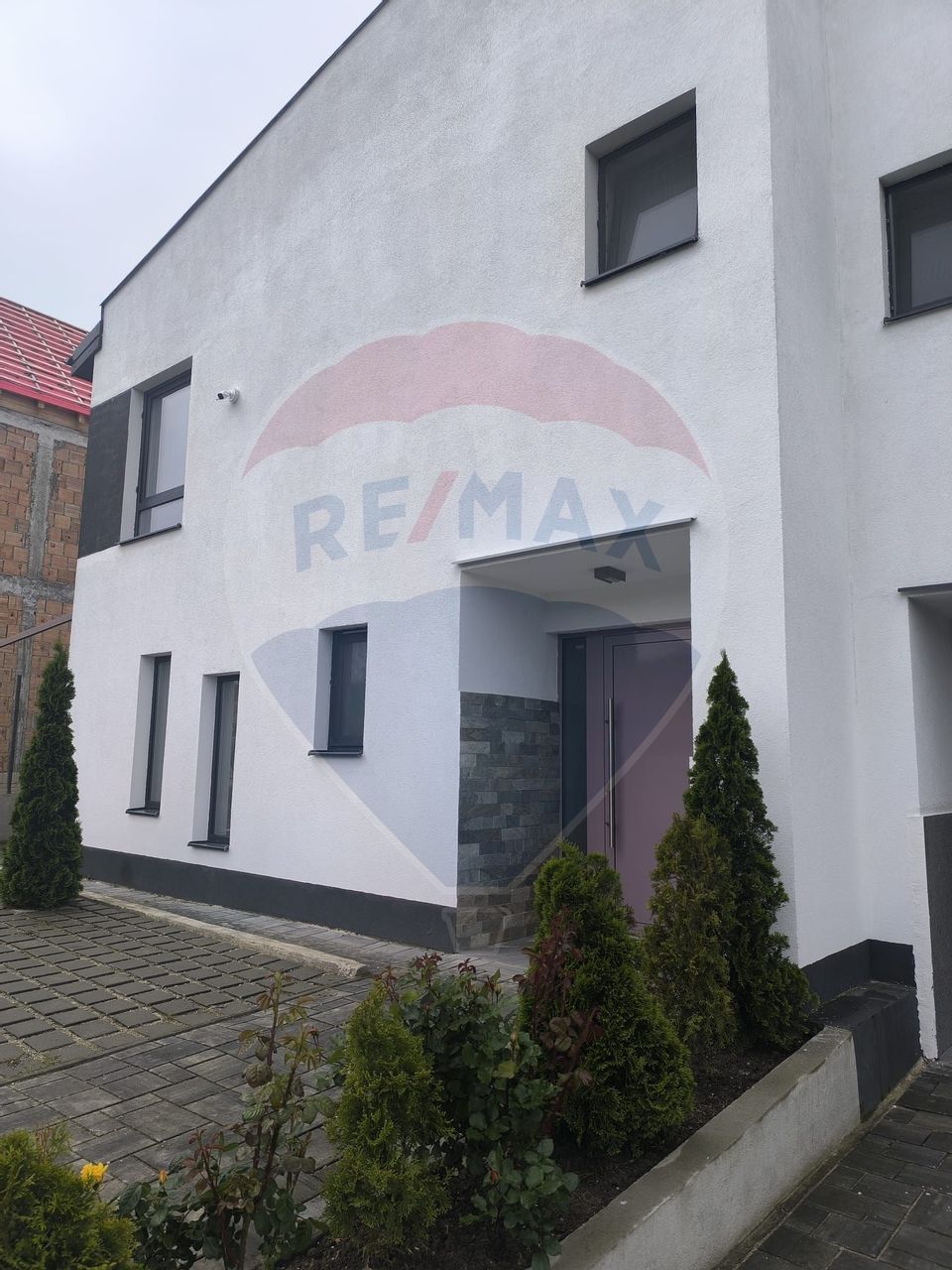 Casă 4 camere de inchiriat in Borhanci