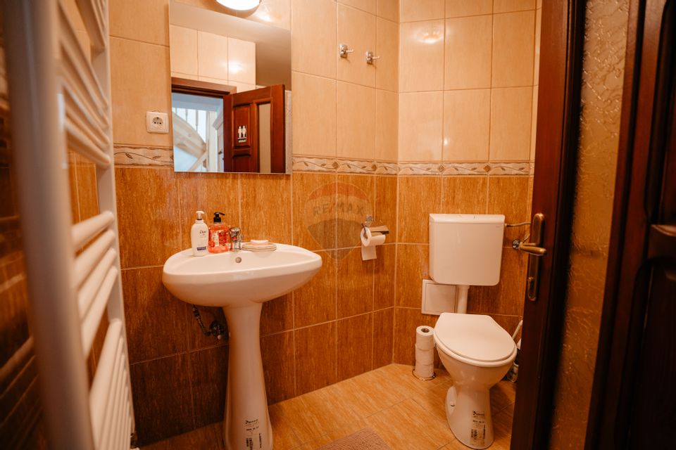 6 room House / Villa for sale