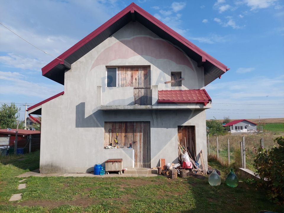 7 room House / Villa for sale