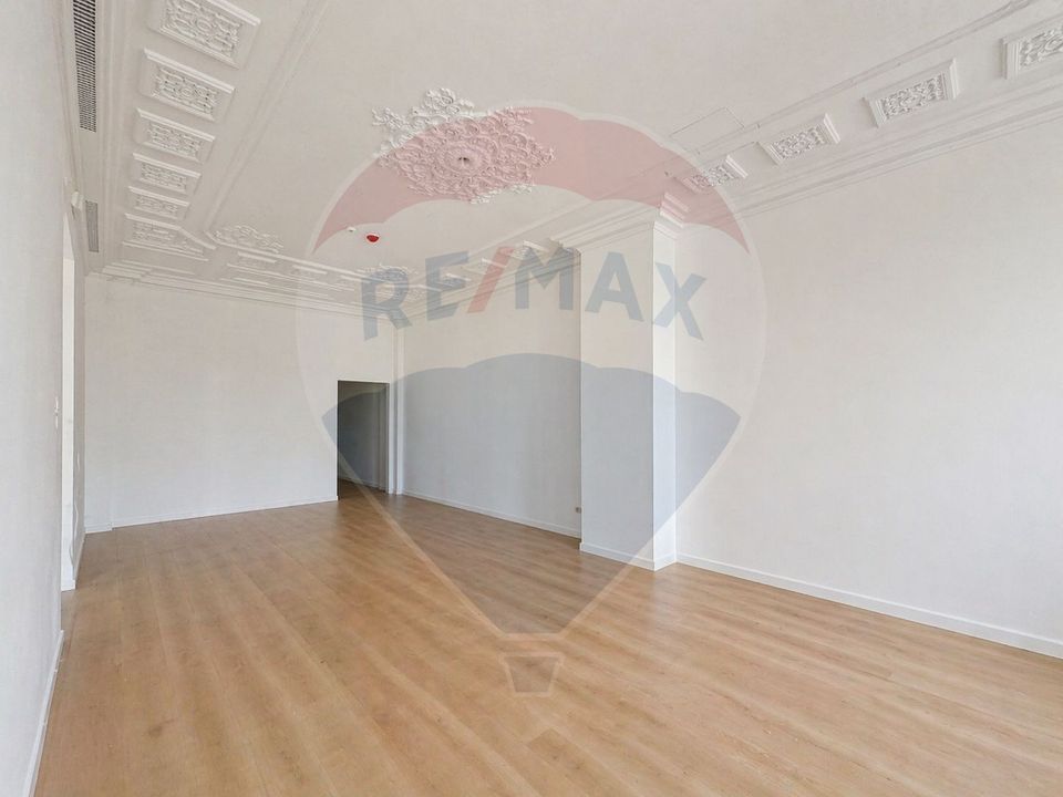 Premium office space / showroom - 573 sqm | Parking | Calea Victoriei