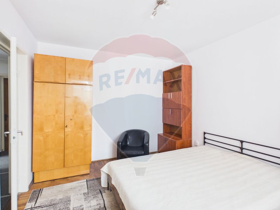 3 room Apartment for rent, Grivitei area