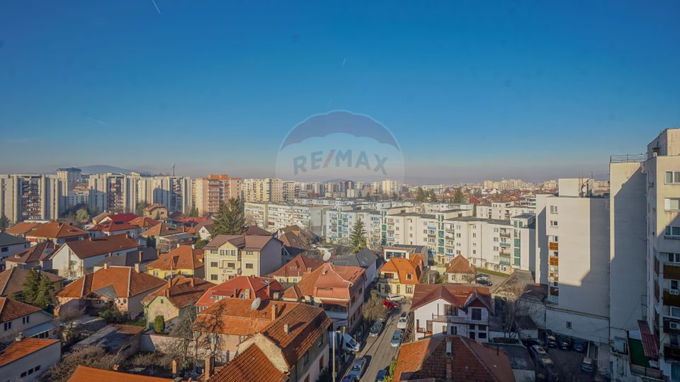 Apartament 3 camere cu panorama in Centrul Civic