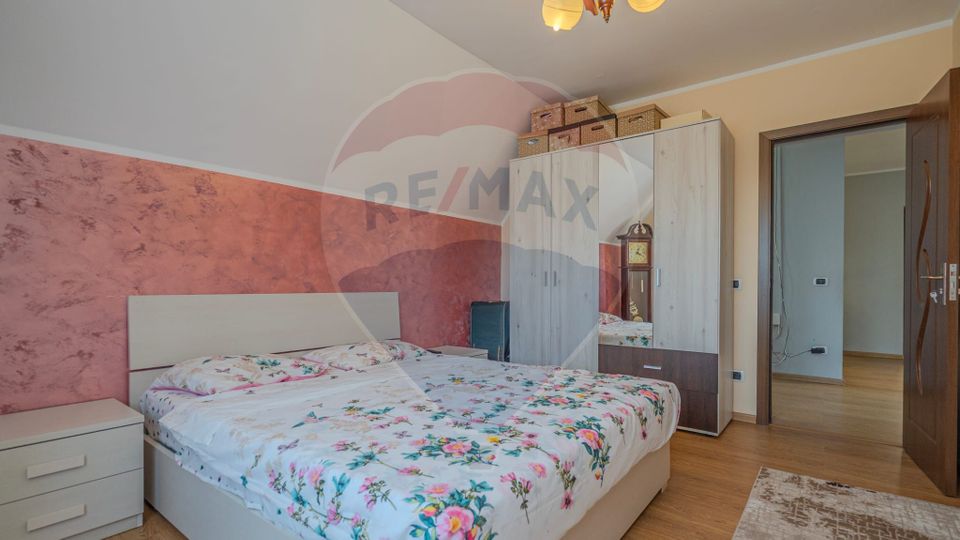 5 room House / Villa for sale