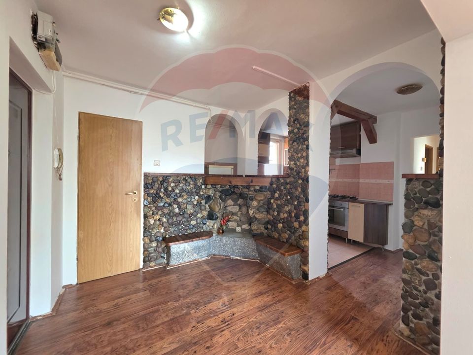 4 room Apartment for sale, Dambu Pietros area