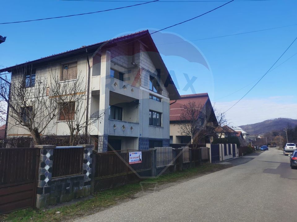 Casă în Centru Tăuții-Măgherăuș