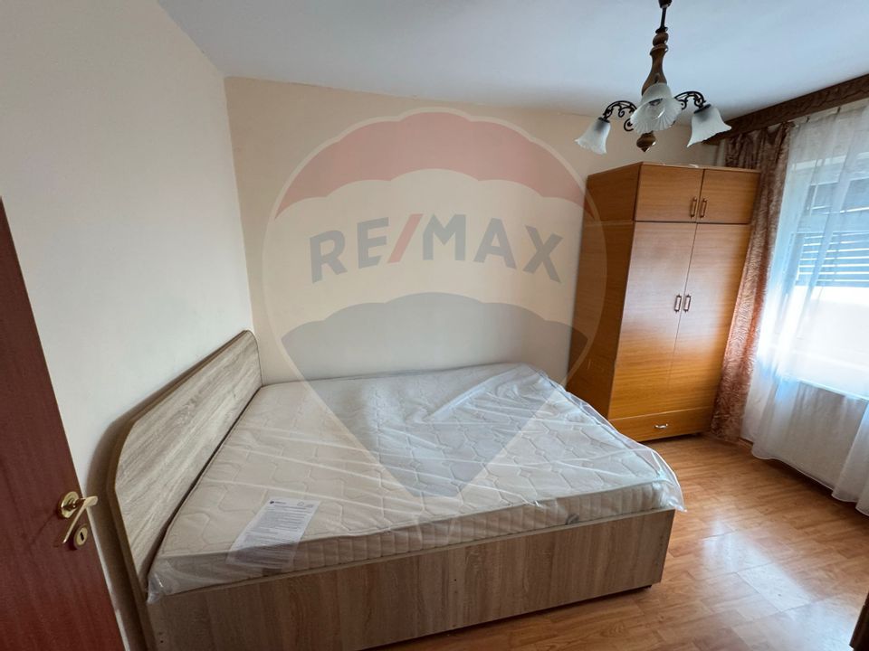 3 room Apartment for rent, Mioritei area