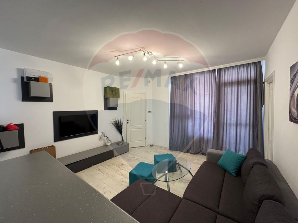 Apartament cu 3 camere  la ARED( cu loc de parcare)