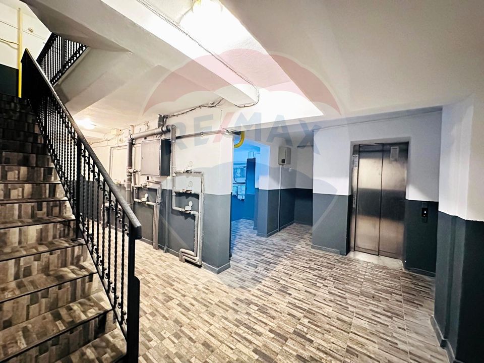 Apartament 3 Camere, 2 Bai de Inchiriat, 110 mp, terasa 33mp - Slatina