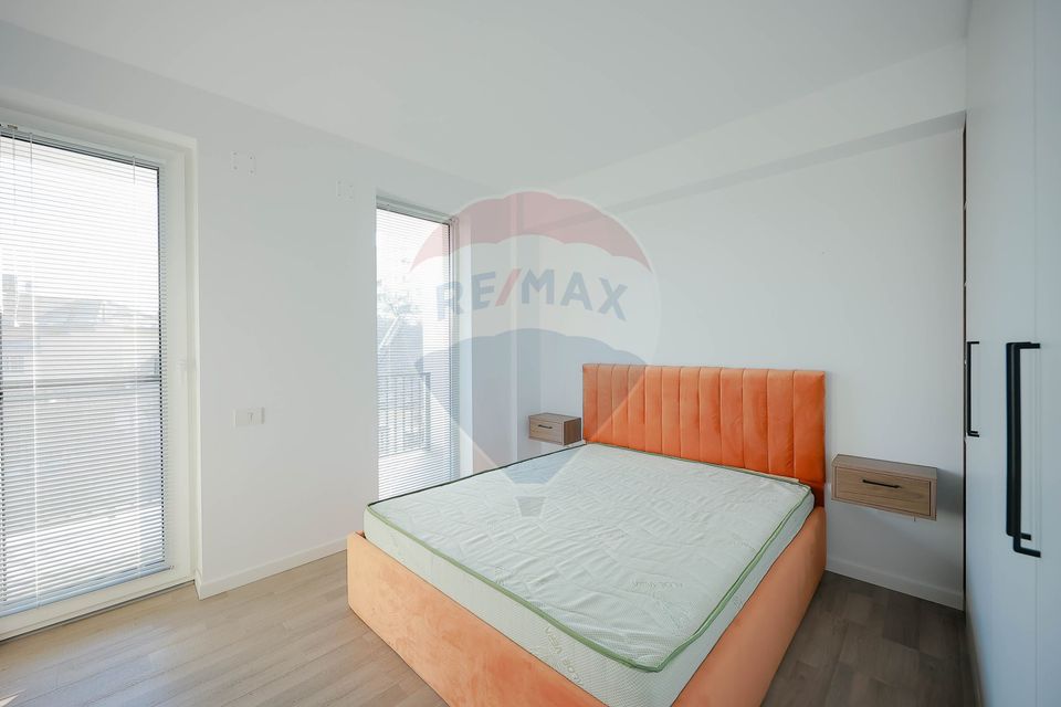 Apartament de închiriat cu 2 camere și parcare, ultracentral, Oradea