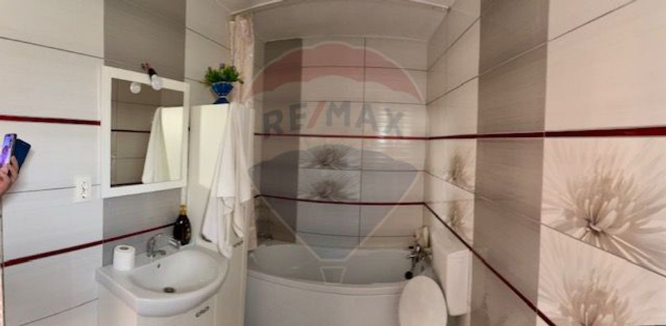 Casă / Vilă cu 5 camere de vânzare