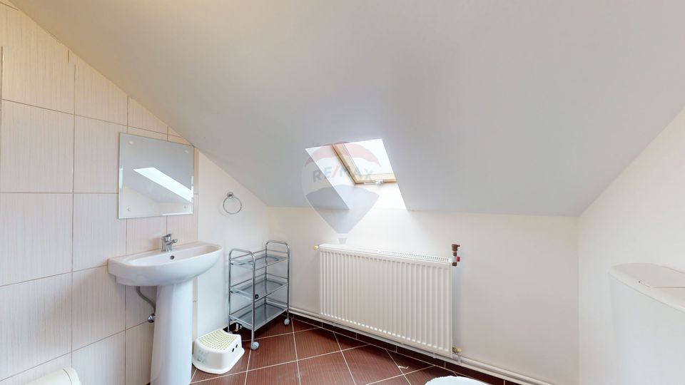 Casă de vacanță/Pensiune | Bran | 728 mp curte