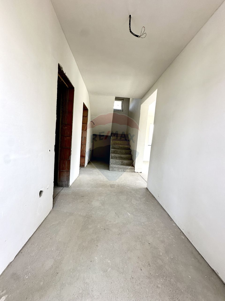 4 room House / Villa for sale