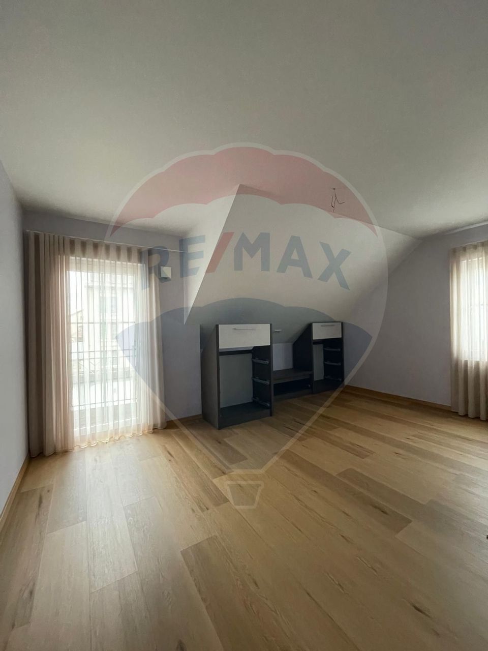 5 room House / Villa for rent