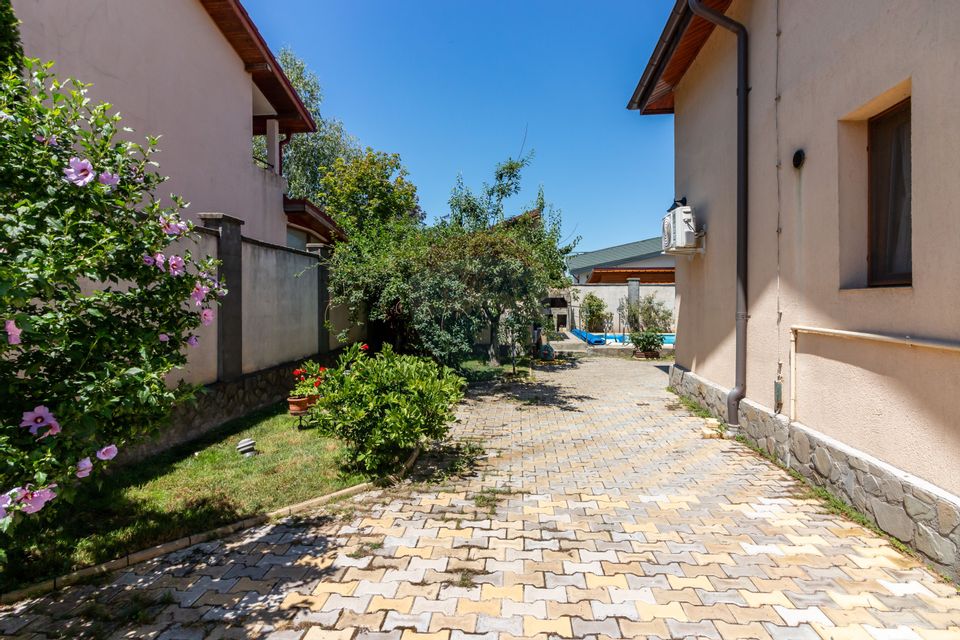 Casă / Vilă de vanzare in Corbeanca, Laguna albastra, langa lac