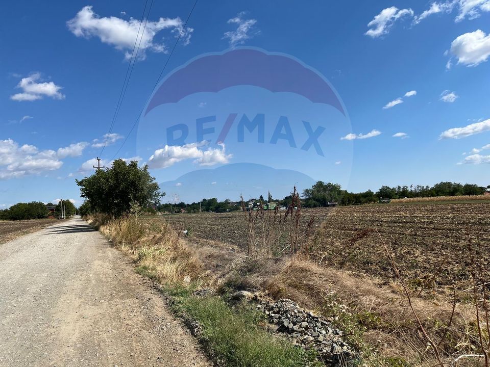 Built-up land 4000sqm opening 150m, Fundulea, Micsunelelor Street