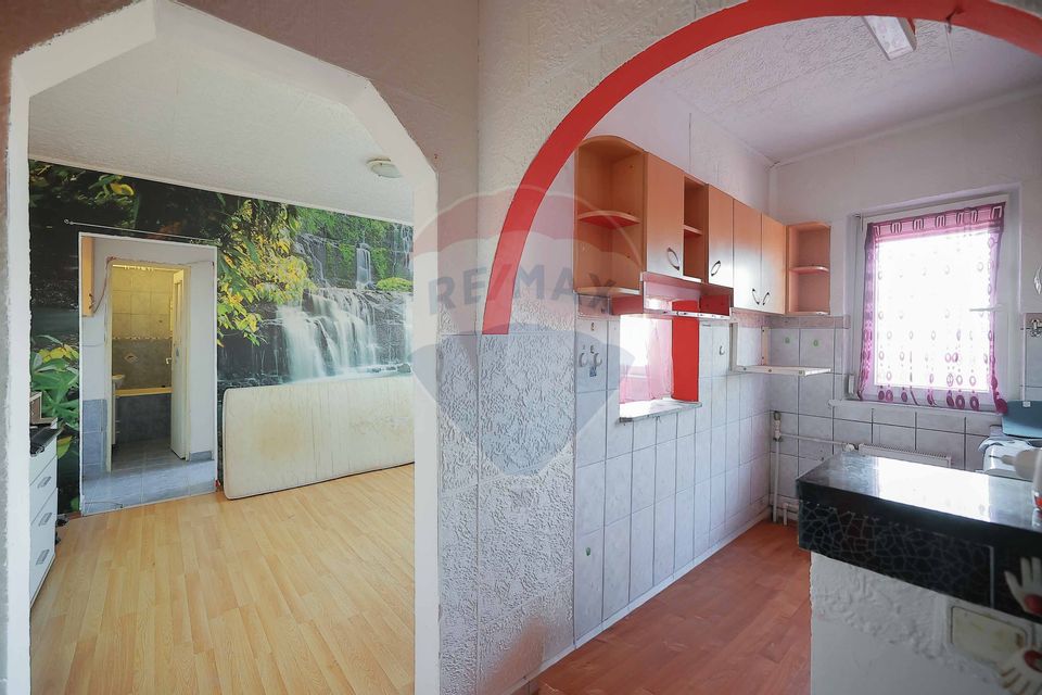 Apartament cu 2 Camere de Vânzare, zona Horea