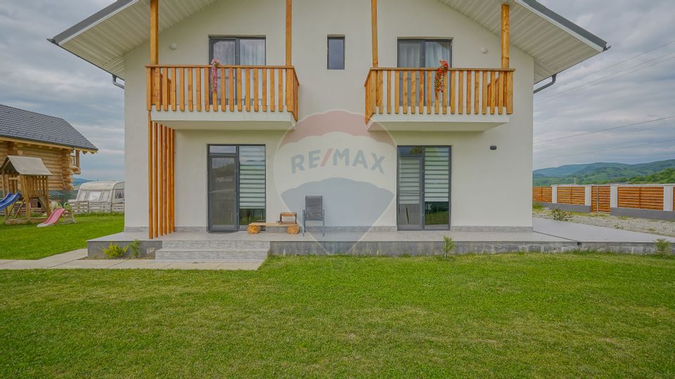 10 room Hotel / Pension for sale, Glajarie area