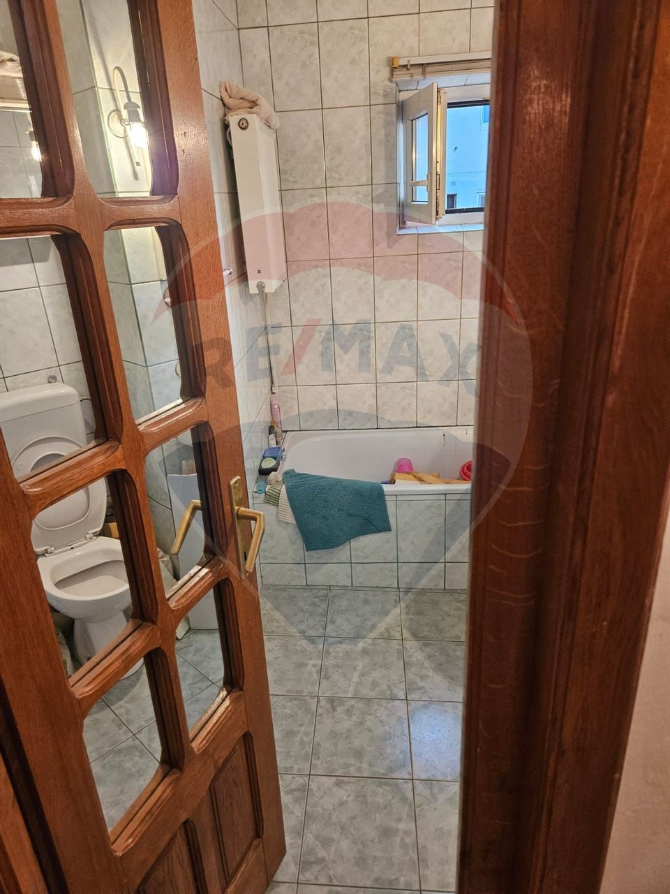 Apartament cu 3 camere de vânzare, str. Hortensiei