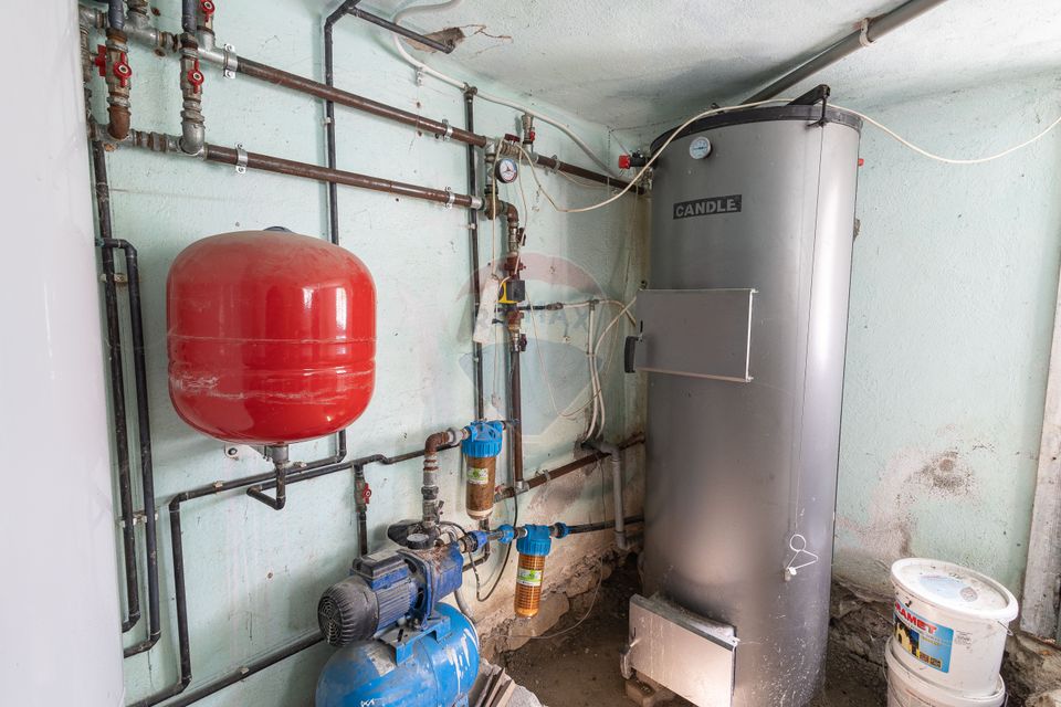 6 room House / Villa for sale