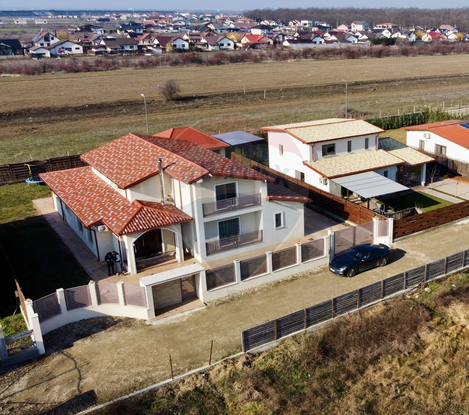 7 room House / Villa for sale