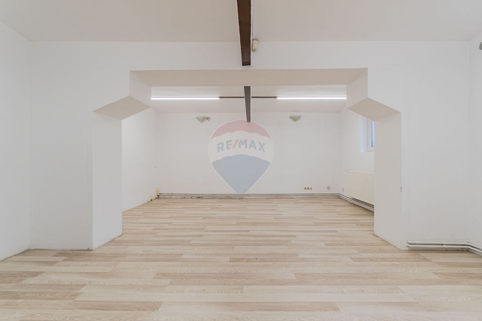 Office space for rent – central area, Str. Castanilor