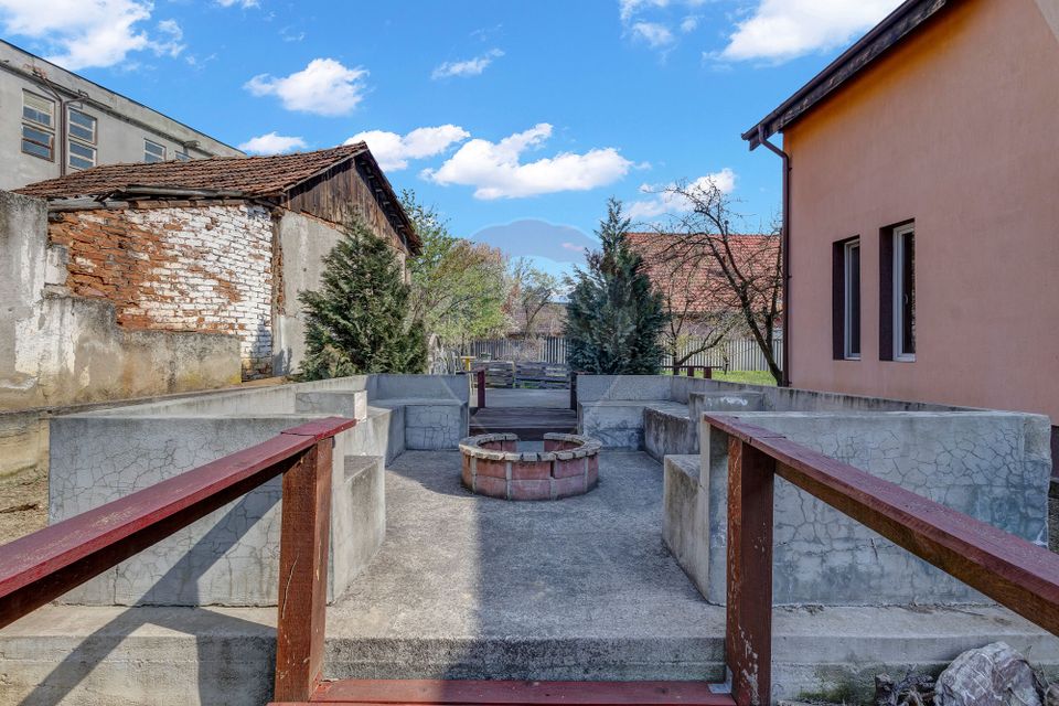 8 room House / Villa for sale, Ultracentral area