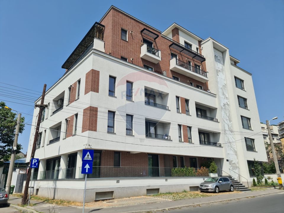 Apartament cu 2 camere de închiriat în zona 13 Septembrie-Unirii