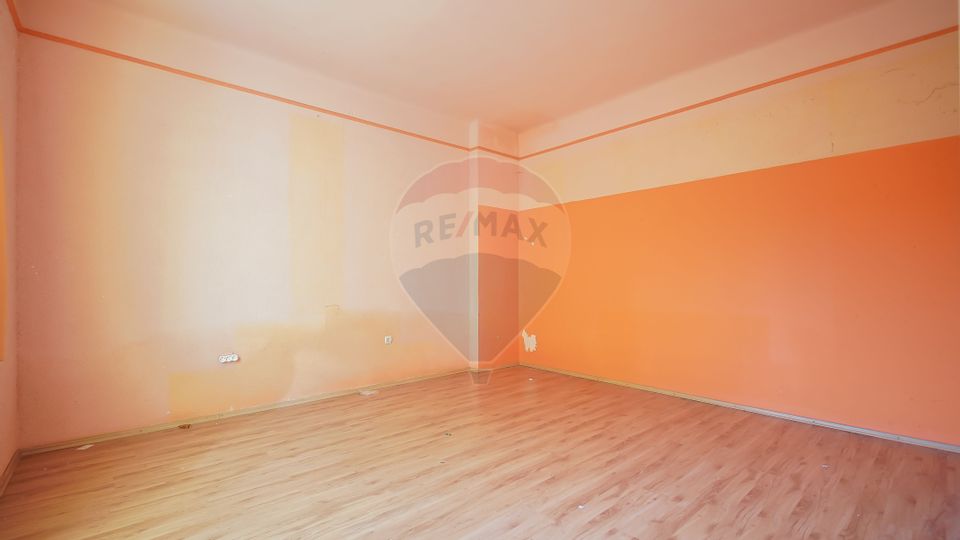 5 room House / Villa for sale