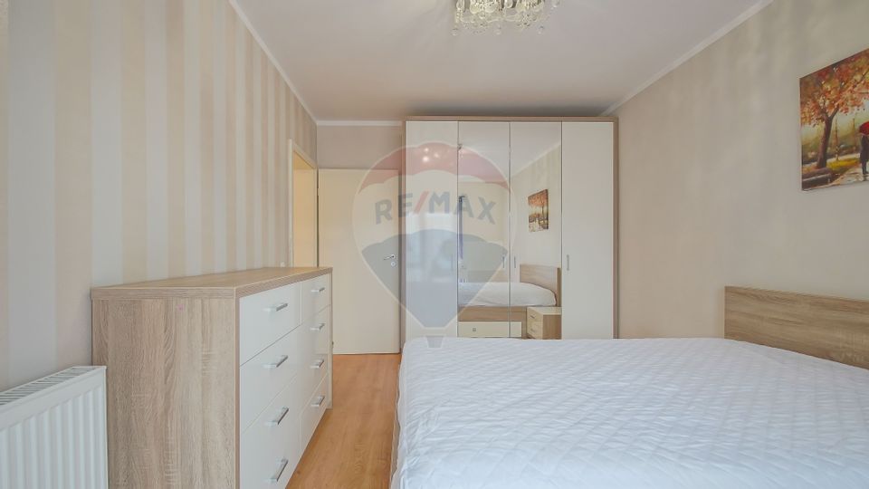 !! REZERVAT !! Apartament in vila, 3 camere, Nicolae Labis, Tractorul